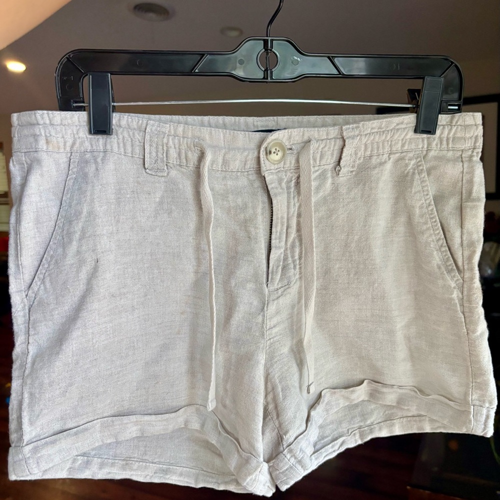 GAP Cream linen shorts size 6